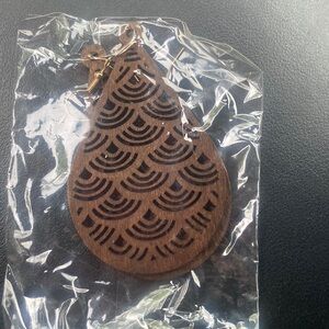 Wood earrings